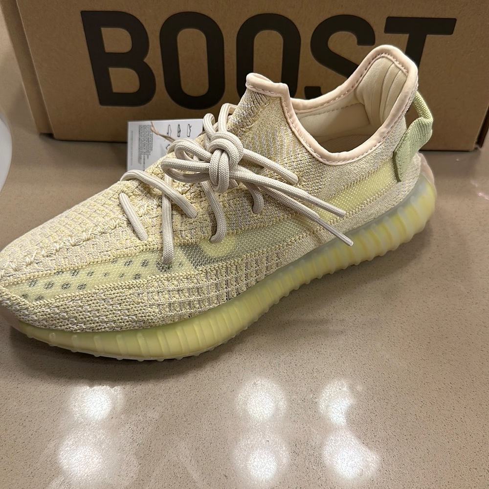 Yeezy Boost 350 V2 Flax beige, Size: 6.5